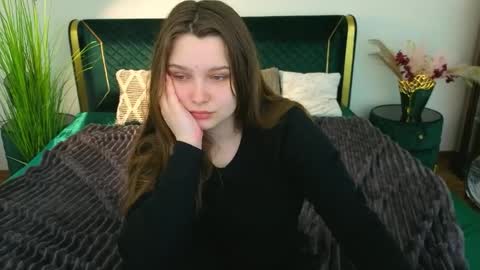 Snapshot of magicpeachhs chatting on April 9, 2026, 6:30 am Emily online show from April 9, 2026, 6:30 am