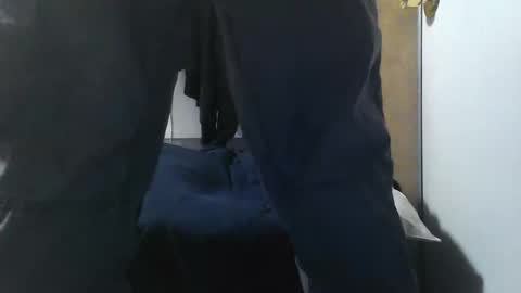 magicstick8049 online show from April 12, 2026, 9:36 am