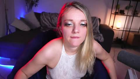 Snapshot of magnetic_ami chatting on March 2, 2025, 6:51 pm Ami online show from March 2, 2025, 6:51 pm