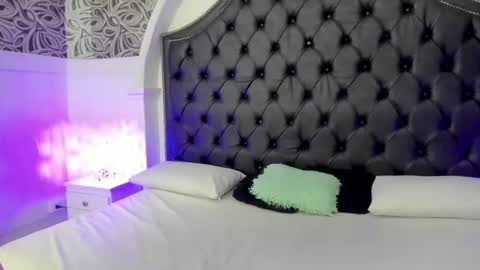 Snapshot of mahia_soto chatting on July 4, 2026, 3:35 am mahia_soto online show from July 4, 2026, 3:35 am