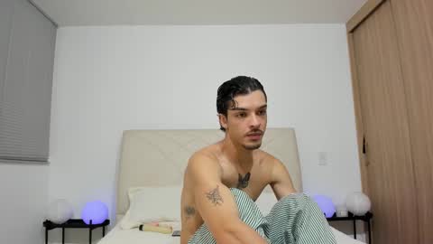 mai_sanchez online show from January 12, 2026, 9:53 pm