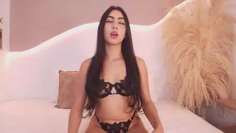 Snapshot of maia_lia_ chatting on July 8, 2026, 10:03 pm MAIA LIA online show from July 8, 2026, 10:03 pm