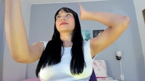 Snapshot of maia_w10 chatting on September 9, 2025, 12:05 pm Maia online show from September 9, 2025, 12:05 pm