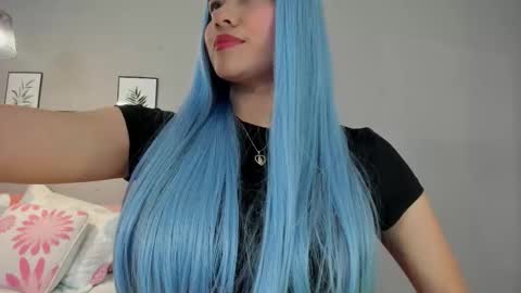 Snapshot of maia_w10 chatting on October 7, 2025, 12:24 pm Maia online show from October 7, 2025, 12:24 pm