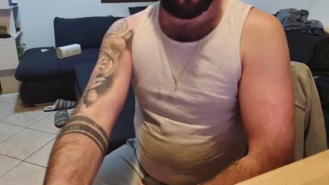 maialinofriuli online show from January 19, 2026, 3:43 am