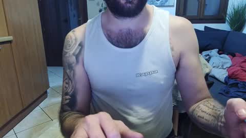 maialinofriuli online show from April 28, 2026, 12:09 am