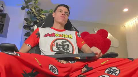 MAICOL online show from April 22, 2026, 11:28 pm