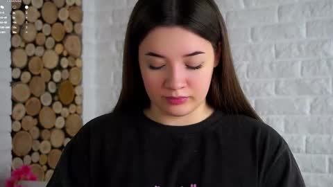 Lucy online show from February 13, 2026, 2:29 am