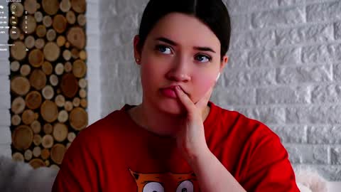 Lucy online show from April 7, 2026, 3:29 am