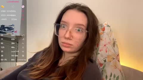 Snapshot of maidacompston chatting on February 10, 2026, 7:34 am Elina online show from February 10, 2026, 7:34 am