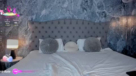 Snapshot of maiia_cute chatting on September 22, 2025, 3:30 am Maiia Cute online show from September 22, 2025, 3:30 am