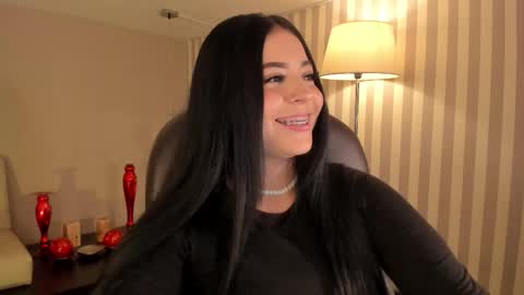  Mait  online show from November 14, 2025, 2:27 pm