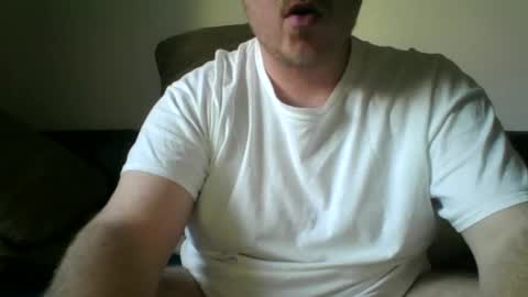 Snapshot of maikfer2 chatting on December 29, 2024, 1:49 pm Horny German online show from December 29, 2024, 1:49 pm