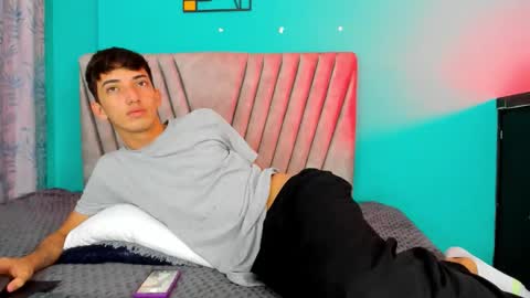 Maikol online show from March 15, 2026, 12:22 pm