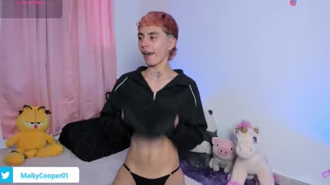 maiky_cooper01 online show from March 6, 2026, 10:39 pm