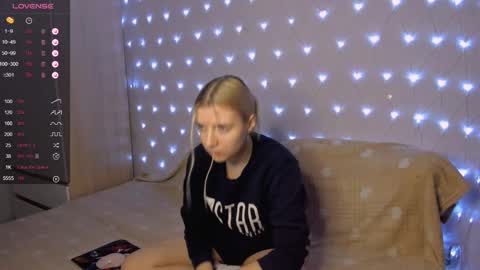 Snapshot of mailin_harrington chatting on March 8, 2025, 3:45 pm Your kitty online show from March 8, 2025, 3:45 pm