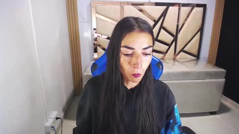 Maily online show from January 9, 2026, 2:58 am