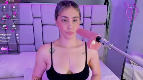 Snapshot of maily_zans chatting on December 11, 2024, 3:37 pm Maily online show from December 11, 2024, 3:37 pm