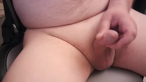 Snapshot of mainttech chatting on October 28, 2025, 1:53 am Gilly online show from October 28, 2025, 1:53 am