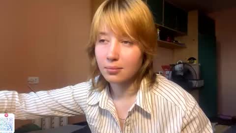 Evie online show from June 27, 2026, 2:01 pm