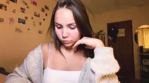 Luna online show from February 27, 2026, 3:34 pm