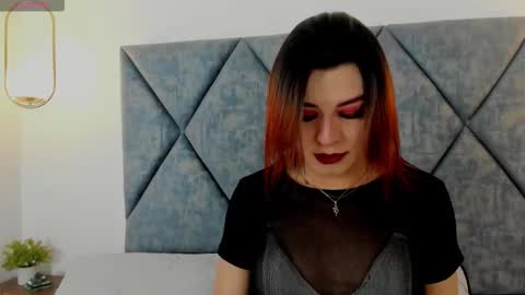 Snapshot of maiskeenzamara chatting on December 19, 2025, 3:19 pm Zamara.... online show from December 19, 2025, 3:19 pm