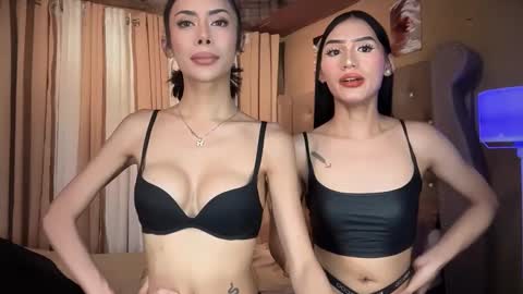 Lovely online show from December 22, 2025, 3:03 am