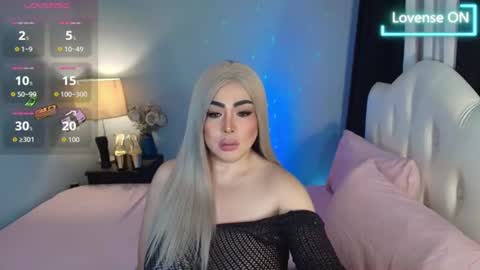 Snapshot of majestydannaxx chatting on July 21, 2026, 4:04 am majestydannaxx online show from July 21, 2026, 4:04 am