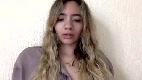 Snapshot of majo_gomezz chatting on March 22, 2026, 5:55 am majo_gomezz online show from March 22, 2026, 5:55 am