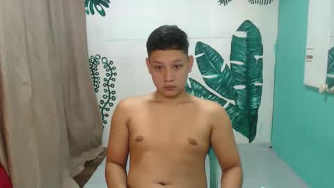 makehugecock online show from October 12, 2025, 2:10 am