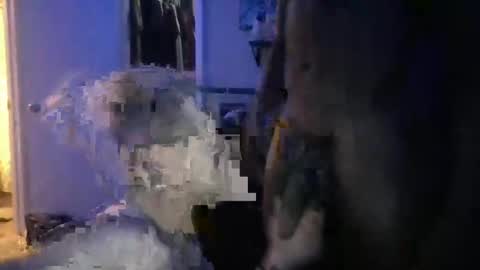 Snapshot of makeitrain904 chatting on February 11, 2025, 2:25 am makeitrain904 online show from February 11, 2025, 2:25 am