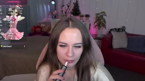 Makima online show from December 24, 2024, 1:39 pm