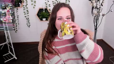 Makima online show from January 19, 2025, 8:39 am