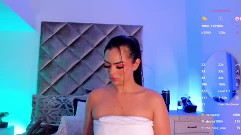 Snapshot of malaia_hills chatting on January 18, 2025, 1:30 am Call Me Mala online show from January 18, 2025, 1:30 am