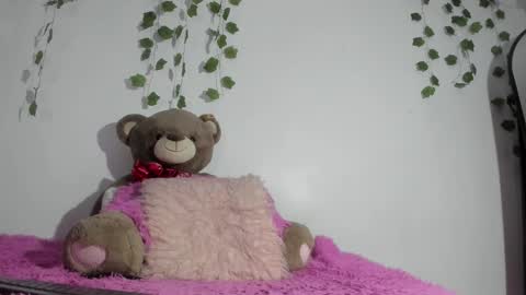 Snapshot of maleja_lovely chatting on October 5, 2025, 4:22 am Maria online show from October 5, 2025, 4:22 am