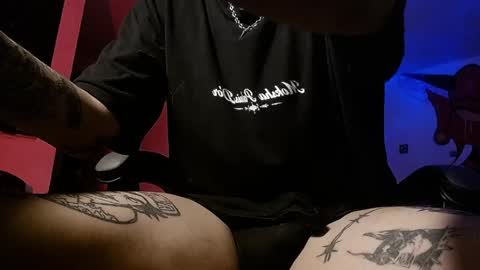 malek_xarx online show from April 3, 2026, 3:26 am