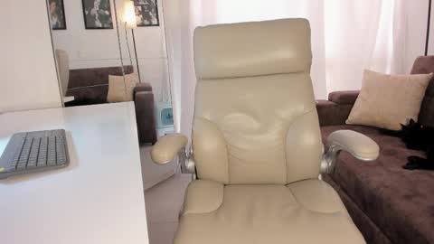 malena99_ online show from April 7, 2026, 6:30 pm