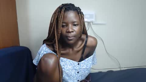 lati online show from November 29, 2025, 1:30 am