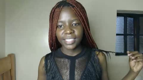 Snapshot of malia_latifa chatting on February 2, 2026, 12:04 pm lati online show from February 2, 2026, 12:04 pm