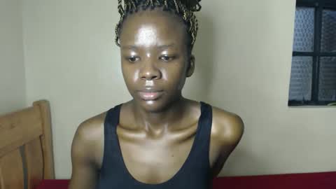 Snapshot of malia_latifa chatting on February 7, 2026, 11:52 pm lati online show from February 7, 2026, 11:52 pm