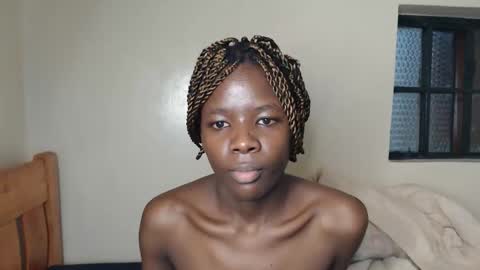 Snapshot of malia_latifa chatting on March 1, 2026, 4:20 pm lati online show from March 1, 2026, 4:20 pm