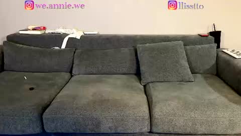 Snapshot of maliinka chatting on July 19, 2026, 6:11 pm Malinka online show from July 19, 2026, 6:11 pm