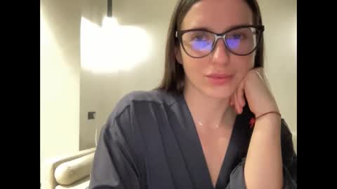 malina568708 online show from December 10, 2024, 5:55 pm