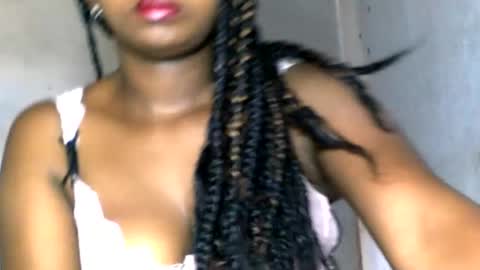 malinah01 online show from December 10, 2024, 5:17 am