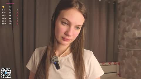 Evelyn online show from February 19, 2026, 4:08 am