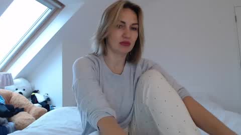 Snapshot of mallinia chatting on January 27, 2025, 4:33 pm mallinia online show from January 27, 2025, 4:33 pm