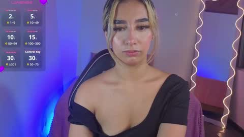 Malory  online show from October 25, 2025, 7:08 pm