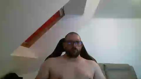 Snapshot of malou2927 chatting on June 22, 2026, 2:35 am breton online show from June 22, 2026, 2:35 am