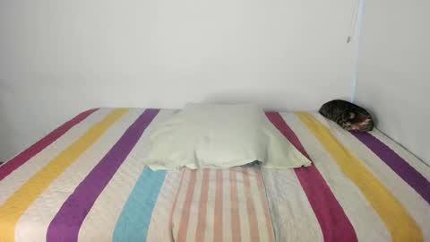 Snapshot of malucam_06 chatting on September 22, 2025, 10:34 pm instagram nueela online show from September 22, 2025, 10:34 pm