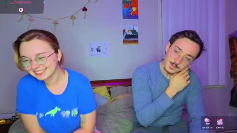 MamiCloudz online show from October 8, 2025, 3:15 am